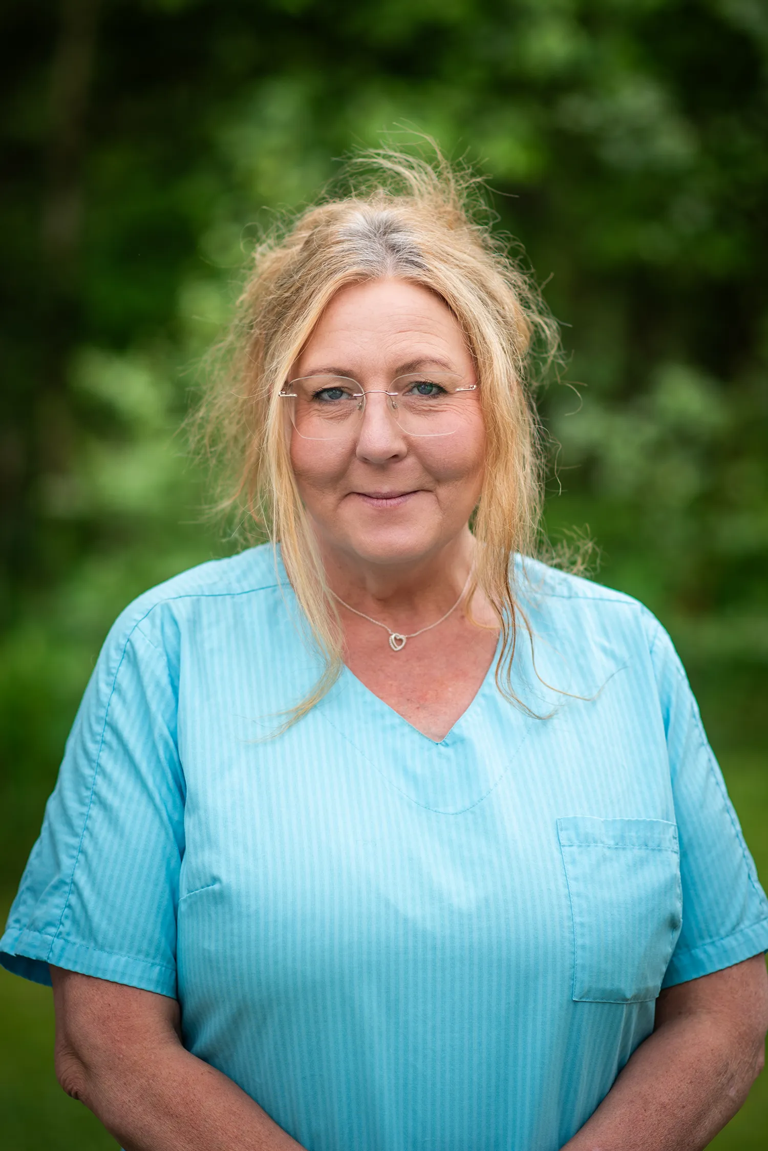 Anna, legitimerad djursjukskötare på Hammarö Smådjursklinik.